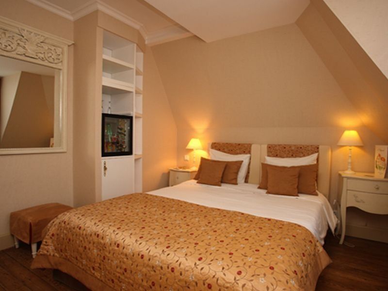 Villa Augeval Hotel De Charme & Spa Довиль Экстерьер фото